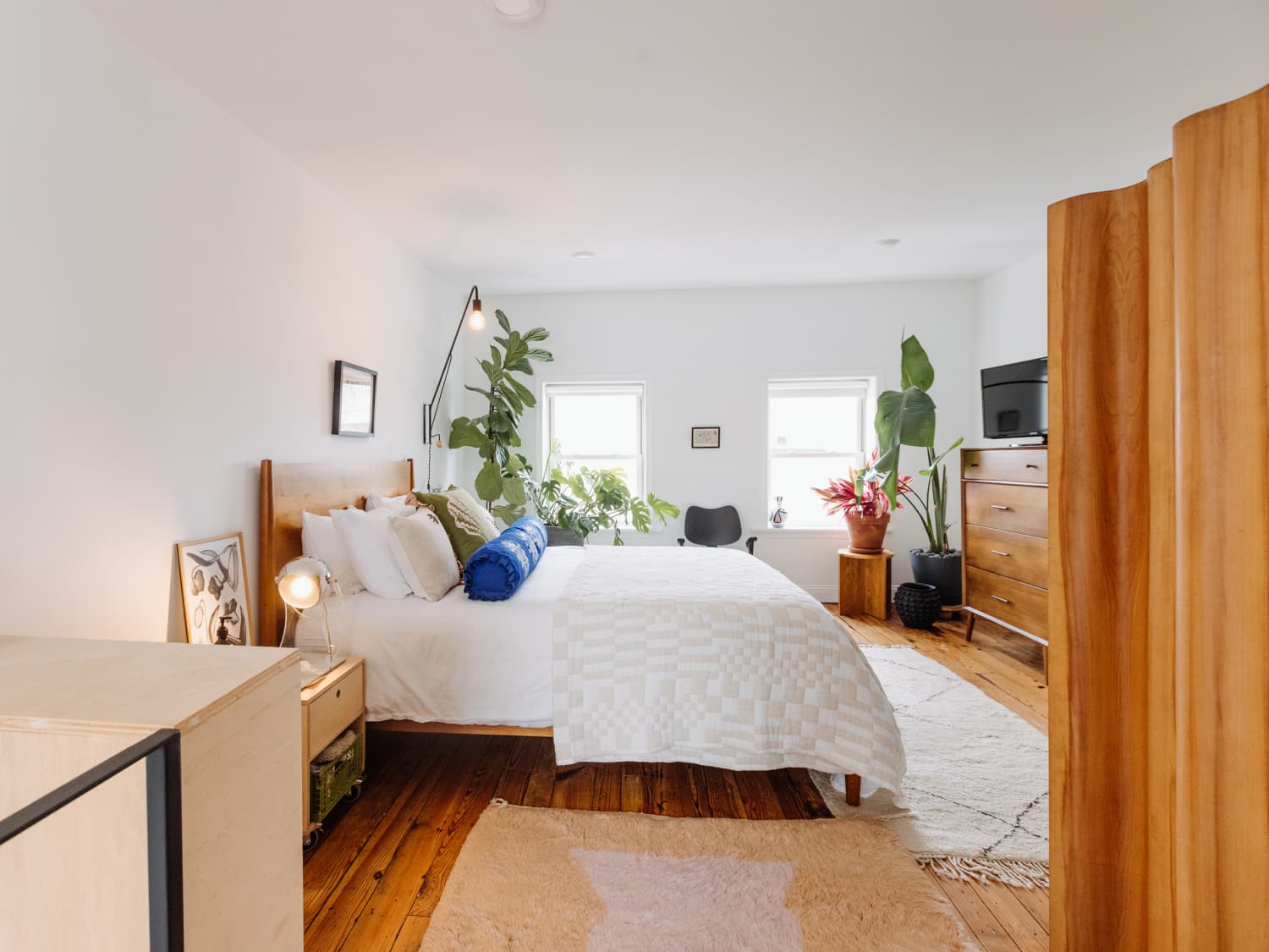 West Elm Herringbone Blanket Review I Tried It Apartment Therapy